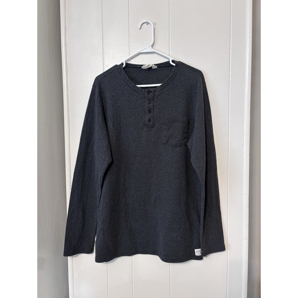 Ezekiel Men's Long Sleeve‎ Tshirt Size Large Heavier Cotton Blend Black